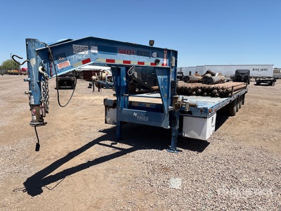Dressen 30 ft Tri/A Gooseneck Equipment Trailer
