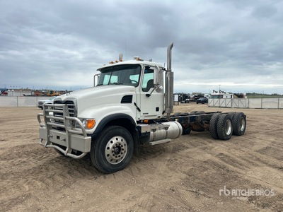 2007 Mack 700 6x4 Cab and Chassis