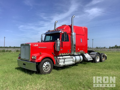 2016 Western Star 4900 6x4 T/A Sleeper Truck Tractor