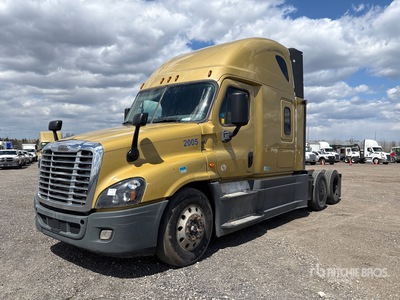 2016 Freightliner Cascadia 125 6x4 T/A Sleeper Truck Tractor