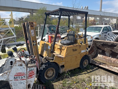 Yale 4000 lb Forklift (Inoperable)