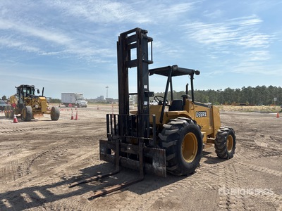 1997 John Deere 485E 5000 lb 4x4 Rough Terrain Forklift