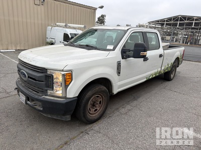 2017 Ford F-250 XL 4x2 Crew Cab Pick Up