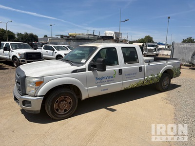 2015 Ford F-250 4x2 Crew Cab Pick Up