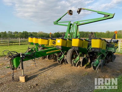 John Deere 1760 MaxEmerge XP 12 Row Strip Till Piantatrice (Inoperable)