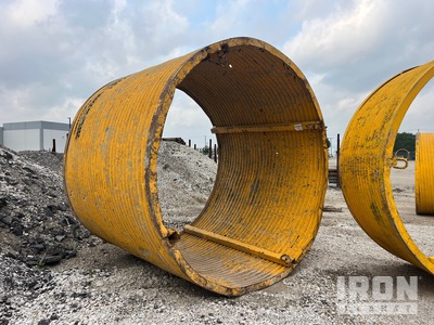 Qty of 1 8 ft x 10 ft Round Manhole Shield w/Rock Screen 8 ft x 10 ft Round Shoring Grabenabstützung