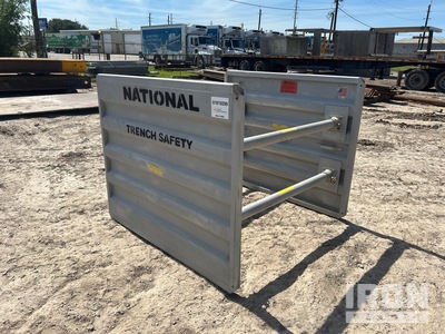 Qty of 1 4 ft x 5 ft ULSHR Aluminum 4 ft x 5 ft Aluminum (2 in Wall) S48-60 Trench Shield