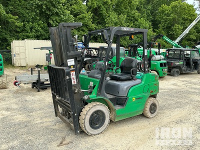 2015 Mitsubishi FG25N 4500 lb Pneumatic Tire Forklift
