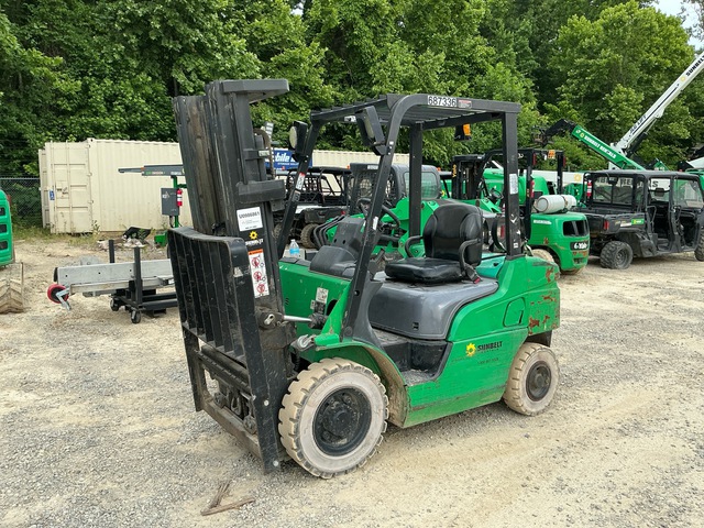 2015 Mitsubishi FG25N 4500 lb Pneumatic Tire Forklift