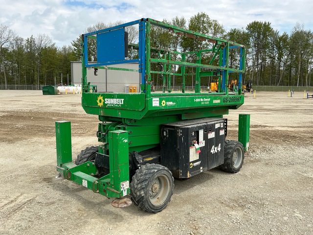 2016 Genie GS2669RT Diesel 4x4 Scissor Lift 2016 Genie GS2669RT Diesel 4x4 Scissor Lift
