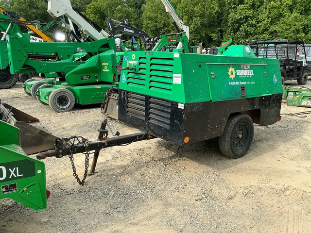 2016 Sullivan D185PDZSB 185 cfm Mobile Air Compressor