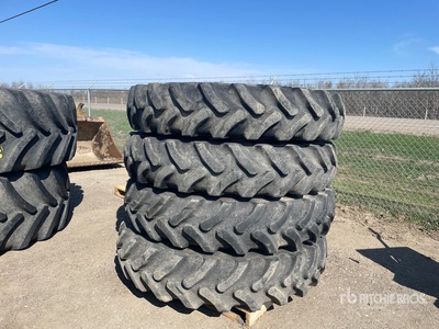 Quantity of (4) Goodyear IF 380/90R46 Opony