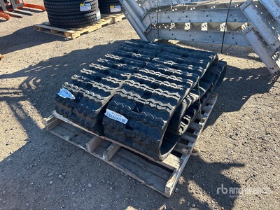 Quantity of (2) Rubber 700x100x102 (17 inches) Tory