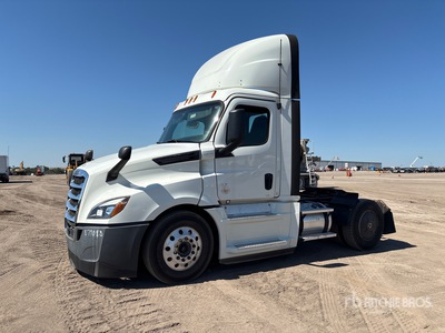2020 Freightliner Cascadia 126 4x2 Day Cab Truck Tractor
