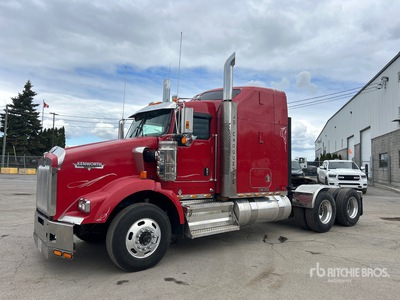 2011 Kenworth T800 6X4 T/A Sleeper Truck Tractor