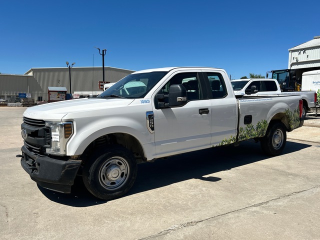 2018 Ford F-250 XL 4x2 Extended Cab Pickup
