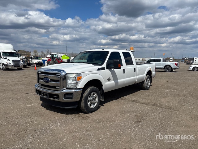 1FT8W3BT5FED34319 2015 photo no. 1