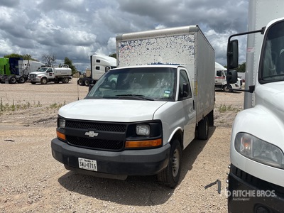 2016 Chevrolet Express 3500 4x2 Fourgon cargo (Inoperable)