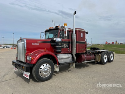 1980 Kenworth W900A 6x4 Sleeper Winch Truck