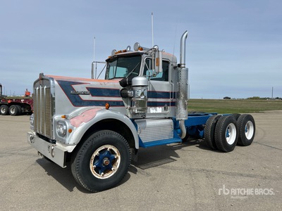 1979 Kenworth W900A 6x4 Cabine et châssis