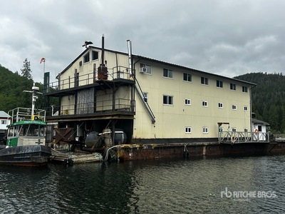 1959 165 ft x 44 ft 30 Person Float Camp 移動性建物 - その他