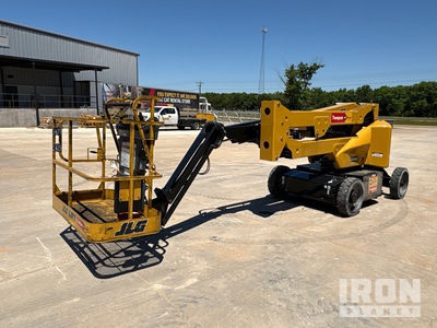 2017 JLG E450AJ 2WD Electric Articulating Boom Lift