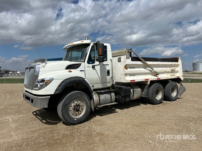 2013 International WorkStar 7600 6x4 T / A-kiepwagen