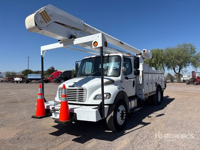 2013 Altec AA755 75 ft on 2013 Freightliner M2 106 4x2 Cable Placer Camión con Canastilla