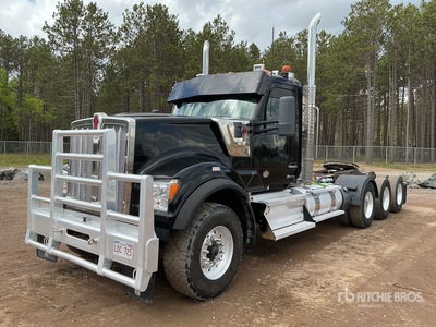 2024 Kenworth W990 8x6 Day Cab Truck Tractor