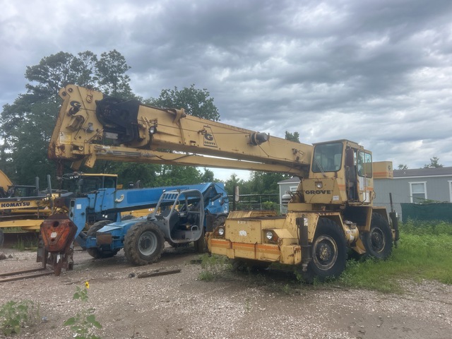 1984 Grove RT-518 18 ton 4x4x4 Rough Terrain Crane (Inoperable)