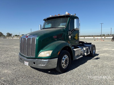 2020 Peterbilt 579 4x2 S/A Day Cab Truck Tractor