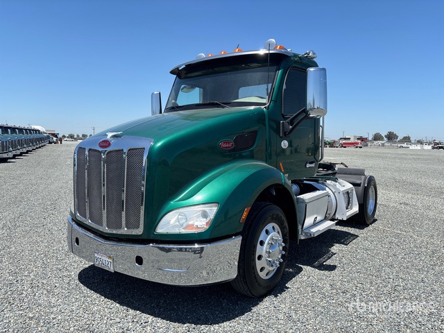 2020 Peterbilt 579 4x2 S/A Day Cab Truck Tractor