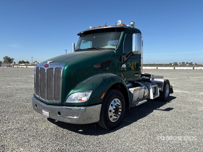 2020 Peterbilt 579 4x2 S/A Day Cab Truck Tractor
