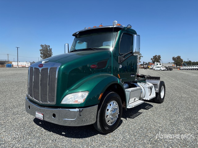 2020 Peterbilt 579 4x2 S/A Day Cab Truck Tractor