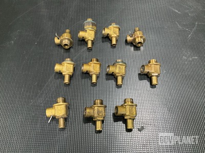 (74) Fumoto F108 Oil Drain Valves