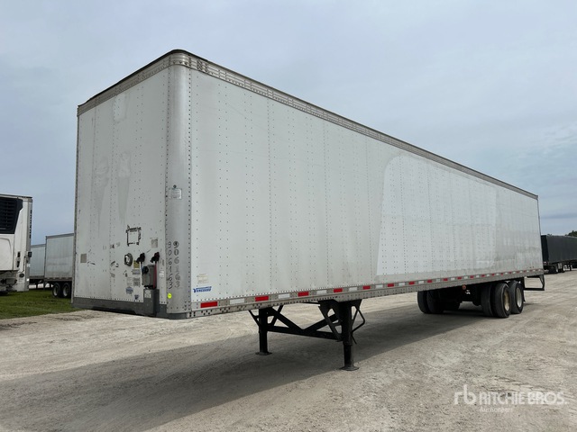 2019 Vanguard Maxcube 53 ft x 102 in T/A Van Trailer