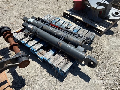 Quantity of Hydraulic Cylinder