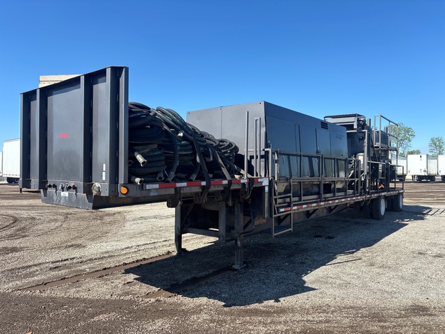 2006 Fontaine 48 ft T/A Step Deck Trailer w/Sullair 1600HAF Sand Blaster