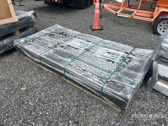 Quantity of (12) 2026 STARVOX PPP-12 Polyethylene Board Road Bed Protection Mats (Unused)