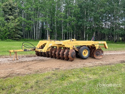 1979 Kello-Bilt 250 12 ft Tandem Disc