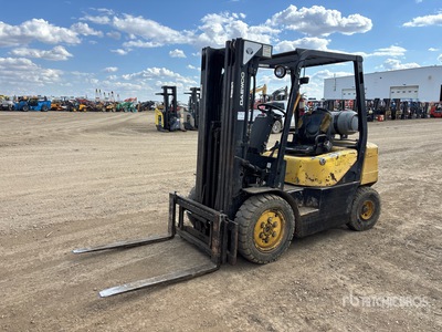 Daewoo 5000 lb Pneumatic Tire Chariot Élévateur