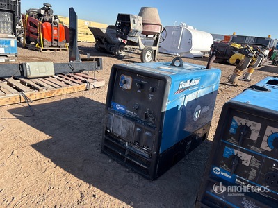 2013 Miller Trailblazer 325 325 A Skid-Mounted Multi-Process Soudeuse à moteur