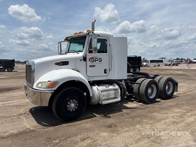 2013 Peterbilt 382 Cabeza Tractora Cabina Corta