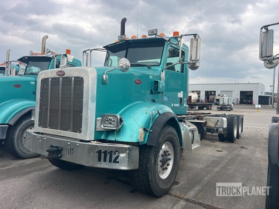 2014 Peterbilt 365 6x4 Cab and Chassis