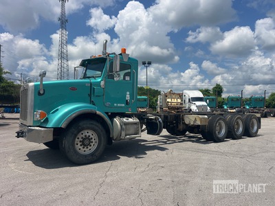 2014 Peterbilt 365 8x6 Kabina i podwozie