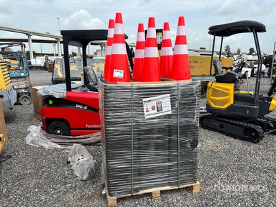 Quantity of (250) 2026 STARVOX TC-250P 28 in PVC Safety Traffic Cones (Unused)