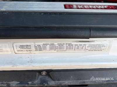 2023 Kenworth T600 Tri/A Sleeper Truck Tractor