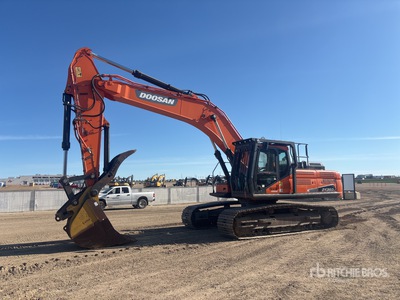 Doosan DX350 Tracked Excavator