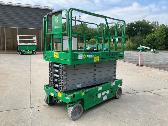 2016 Genie GS-4047 Electric Scissor Lift 2016 Genie GS-4047 Electric Scissor Lift