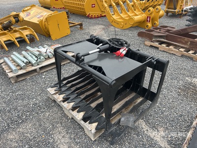 GIYI 45 in Skeleton Mini Skid Steer Grapple Bucket (Unused)